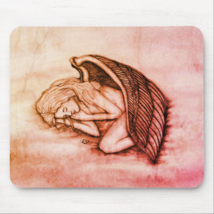 Ein schlafender Engel auf den Himmelswolken Mousepad