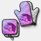 Ein schlafender Engel auf den Himmelswolken Ofenhandschuh & Topflappen-Set (Vorderseite/Rückseite)