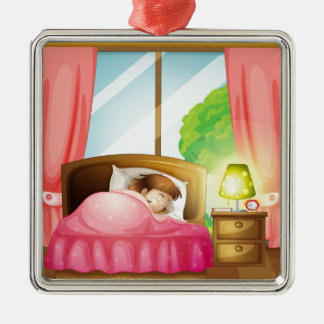 Ein schlafendes Mädchen auf einem Bett Silbernes Ornament