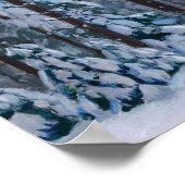 Ein schneebedeckter Pfad im Wald Poster (Ecke)
