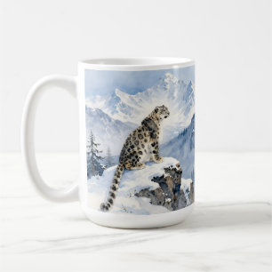 Ein Schneeleopard auf schneebedecktem Gipfel Kaffeetasse
