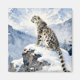 Ein Schneeleopard auf schneebedecktem Gipfel Magnet
