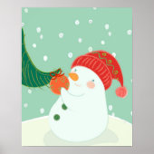 Ein Schneemann hängt ein Ornament an einem Baum Poster (Vorne)