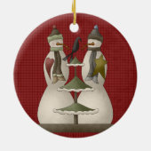 Ein schneeweißer Weihnachtsschmuck der Keramik (Hinten)