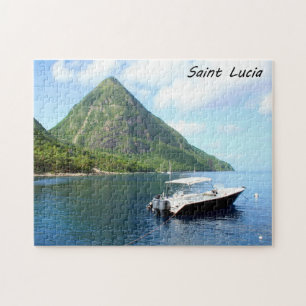 Ein Schnellboot vor den Pitons in Heiliger Lucia Puzzle