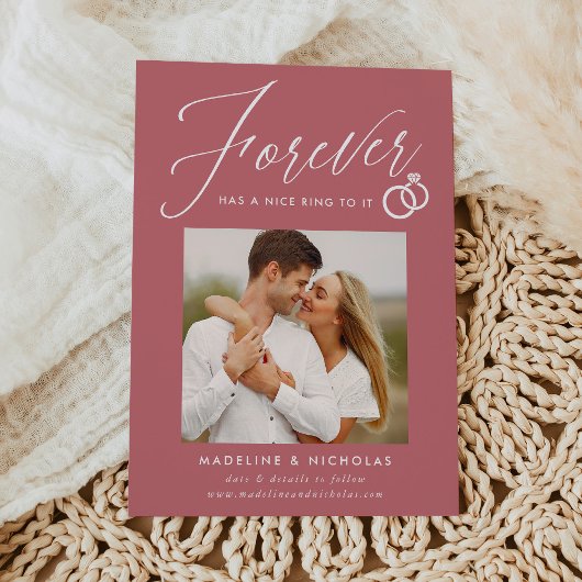 Ein schöner Ring zu IT Rose Verlobung Ankündigung