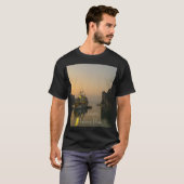 Ein schöner Sonnenuntergang in Halong Bay, Vietnam T-Shirt (Vorne ganz)