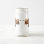 Ein schottisches Hochlandrind Bierglas (Mittel)