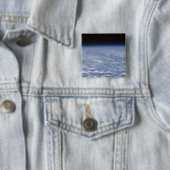 Ein schräger Horizont mit Blick auf die Erdatmosph Button (Beispiel)