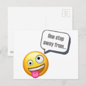ein Schritt von der verrückten Emoji Postkarte (Vorne/Hinten)