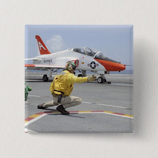 Ein Schütze an Bord des Flugzeugträgers Button (Vorderseite)