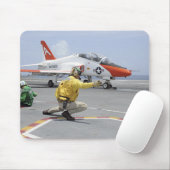 Ein Schütze an Bord des Flugzeugträgers Mousepad (Mit Mouse)