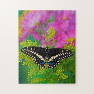 Ein Schwalbenschwanz-Schmetterling landet Puzzle