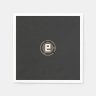 ein schwarz-braunes Logo mit dem Buchstaben 9 Serviette