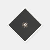 ein schwarz-braunes Logo mit dem Buchstaben 9 Serviette (Ecke)