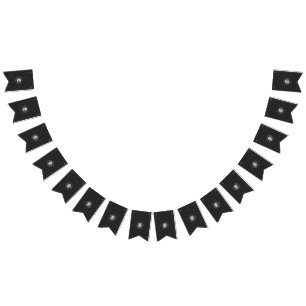 ein schwarz-braunes Logo mit dem Buchstaben 9 Wimpelkette