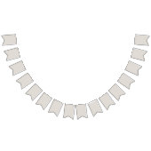 ein Schwarz-Weiß-Foto eines Mannes in einem Anzug  Wimpelkette (Alle)