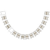 ein Schwarz-Weiß-Foto eines Musters Wimpelkette (Alle)