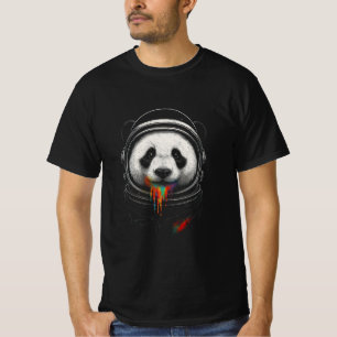 Ein schwarz-weißer Panda-Bär, der einen Raumanzug T-Shirt