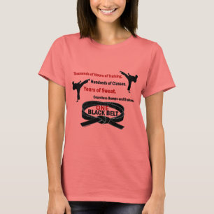 EIN schwarzer Gurt 1 KARATE-T - SHIRTS u. KLEID