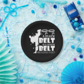 Ein schwarzer Gürtel ist ein weißer Gürtel, der si Pappteller (Party)