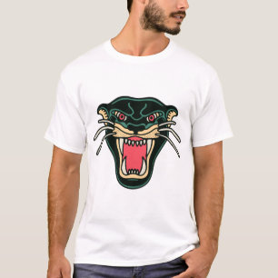 Ein schwarzer Panther mit offenem T - Shirt im Mun