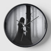 Ein schwarzer Schatten streift am Baum vorbei Uhr (Vorderseite)