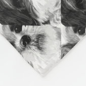 Ein Schwarzweiss-Shih tzu Fleecedecke (Ecke)