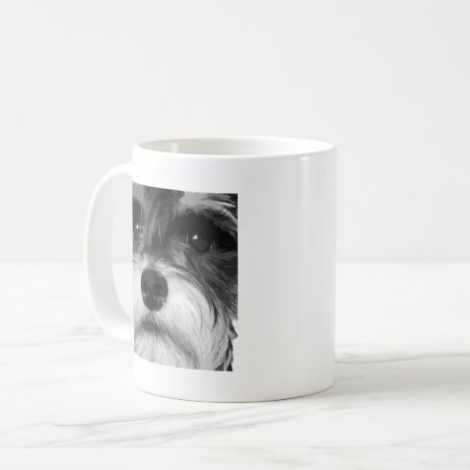 Ein Schwarzweiss-Zwergschnauzer Kaffeetasse (Vorderseite Links)