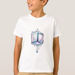 Ein schwimmender Würfel mit flüssigem Tropfen aus  T-Shirt