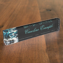 Ein schwimmendes Dampfbad Orca in der Welle.