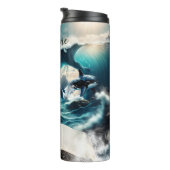 Ein schwimmendes Dampfbad Orca in der Welle. Thermosbecher (Nach rechts gedreht)