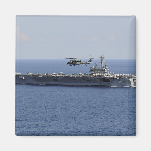 Ein Seahawk-Hubschrauber mit MH-60er Magnet (Vorne)