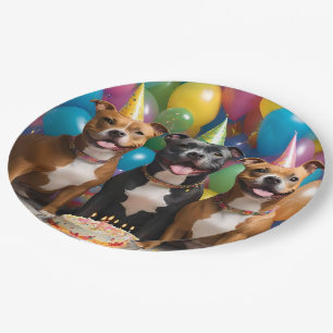Ein sehr staffy Geburtstag mit Kuchen, Pappteller