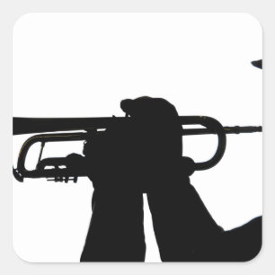 Ein Service-Mitglied spielt eine Melodie Quadratischer Aufkleber