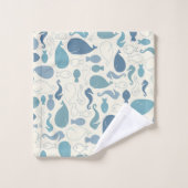 Ein Set mit Badehandtuch (Waschlappen)