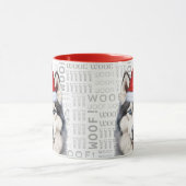 Ein sibirischer Husky-Hund auf Holzgrund Tasse (Zentrum)