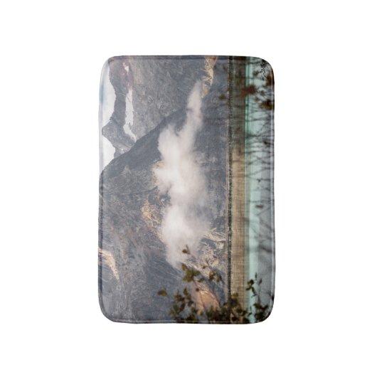 Ein Single über einem See Badematte (Vorderseite Vertikal)