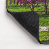 Ein Sitzplatz in der Frühlingssaison Mousepad (Ecke)