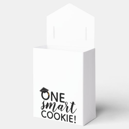 Ein Smart Cookie-Abschluss Geschenkschachtel (Geöffnet)