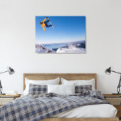 Ein Snowboarder springt in Argentinien ab Leinwanddruck (Insitu (Schlafzimmer))