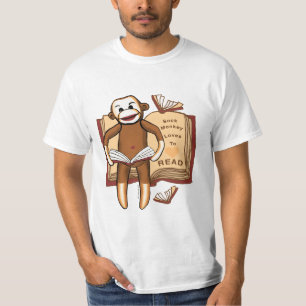 Ein Sockenaffe liest T-Shirt