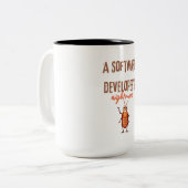 Ein Software-Entwickler-Albtraum lustig Zweifarbige Tasse (Vorderseite Links)