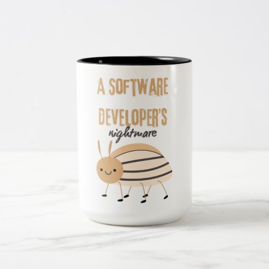 Ein Software-Entwickler-Albtraum niedlicher Fehler Zweifarbige Tasse (Mittel)