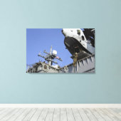 Ein Soldat mit schnellen Seilen Leinwanddruck (Insitu (Holzboden))