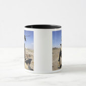 Ein Soldat übernimmt die Sicherheit für einen HH-6 Tasse (Zentrum)