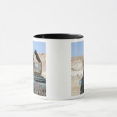 Ein Soldat weist einen irakischen Soldaten an Tasse (Zentrum)