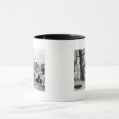 Ein sozialistischer Lautsprecher, graviert durch Tasse (Zentrum)