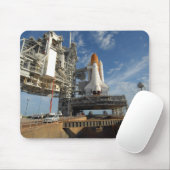 Ein Space Shuttle Atlantis auf dem Launch Pad 39A Mousepad (Mit Mouse)