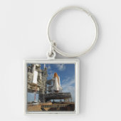 Ein Space Shuttle Atlantis auf dem Launch Pad 39A Schlüsselanhänger (Vorne)